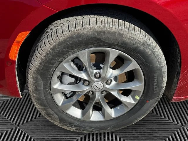 2026 Chrysler Pacifica Select - Photo 9