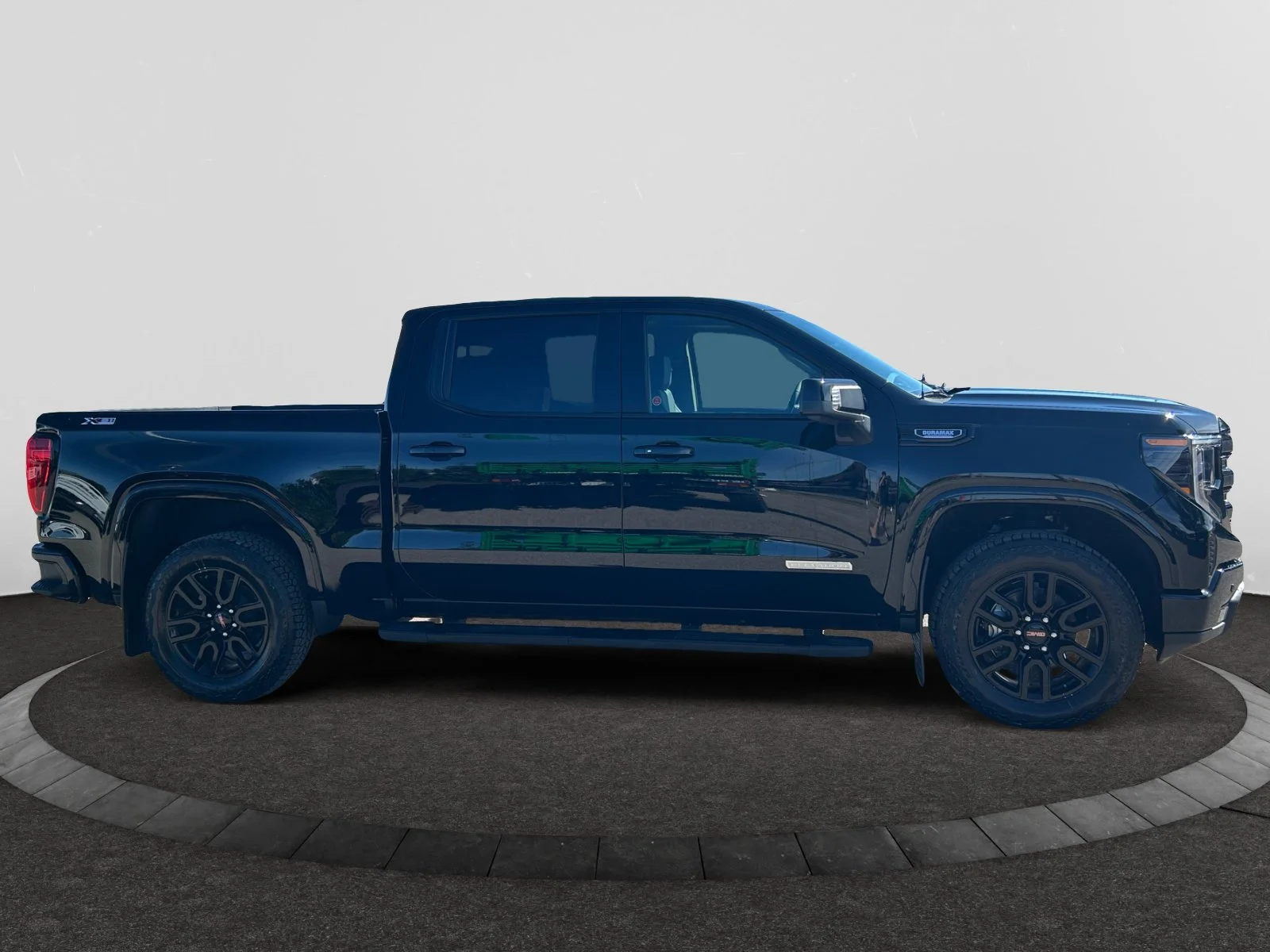 New 2026 Onyx Black GMC Elevation image 6