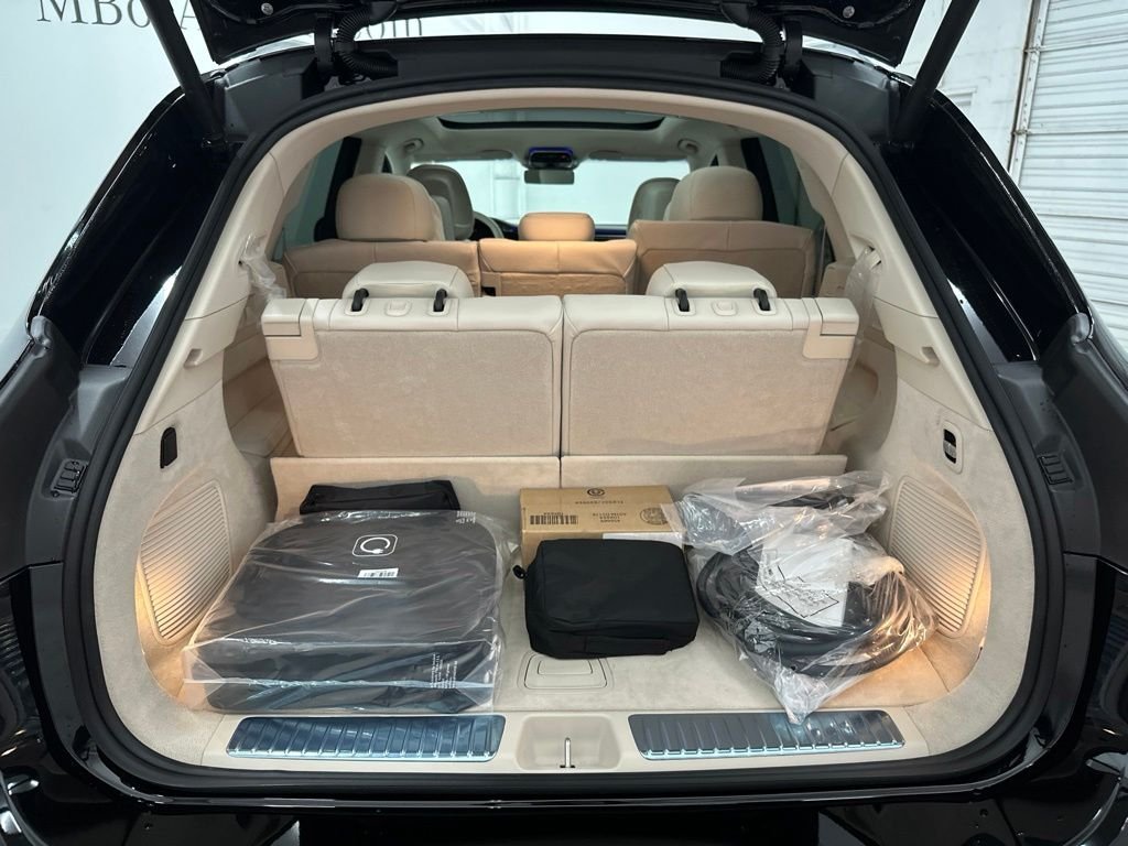 New 2027 Black Mercedes-Benz EQS 400 image 27