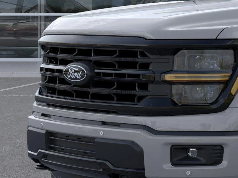 New 2026 Avalanche FORD XLT image 17