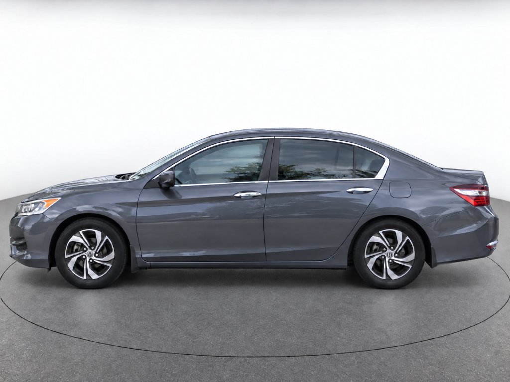 Used 2017 Gray Honda LX image 33