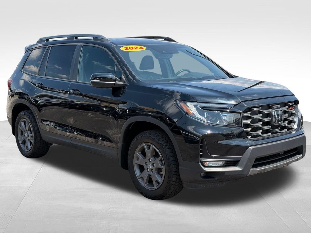 Used 2024 Crystal Black Pearl Honda TrailSport image 3