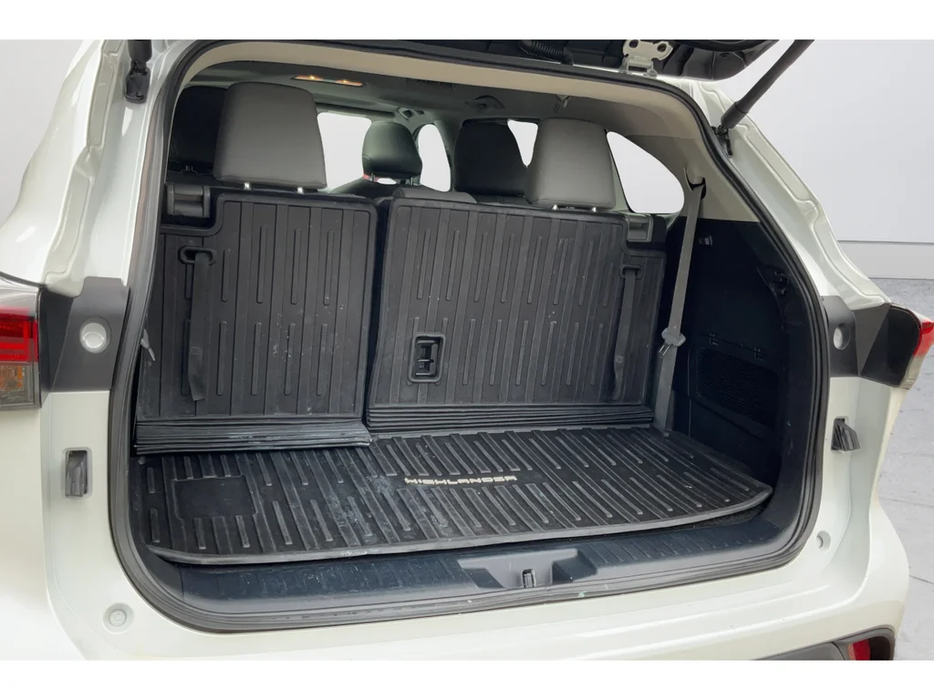 2024 Toyota Highlander XLE - Photo 19