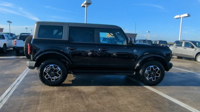 New 2026 Shadow Black Ford Outer Banks® image 97