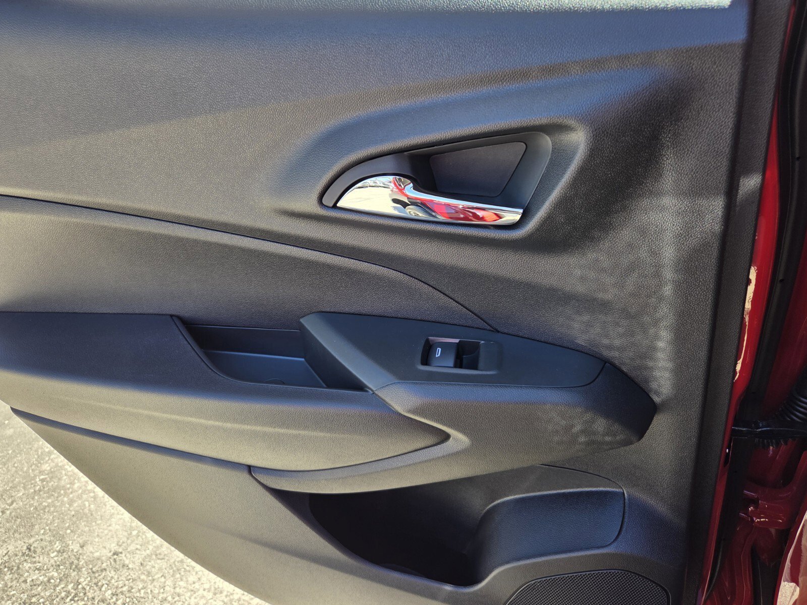 2026 Chevrolet Trax LT - Photo 17