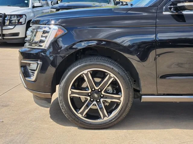 Used 2020 Black Ford Limited image 8