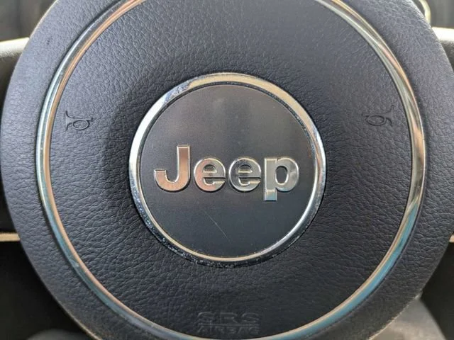 Used 2016 Black Clearcoat Jeep Sport image 30
