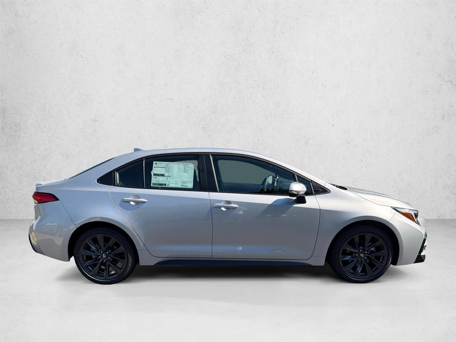 New 2027 Classic Silver Metallic Toyota SE image 2