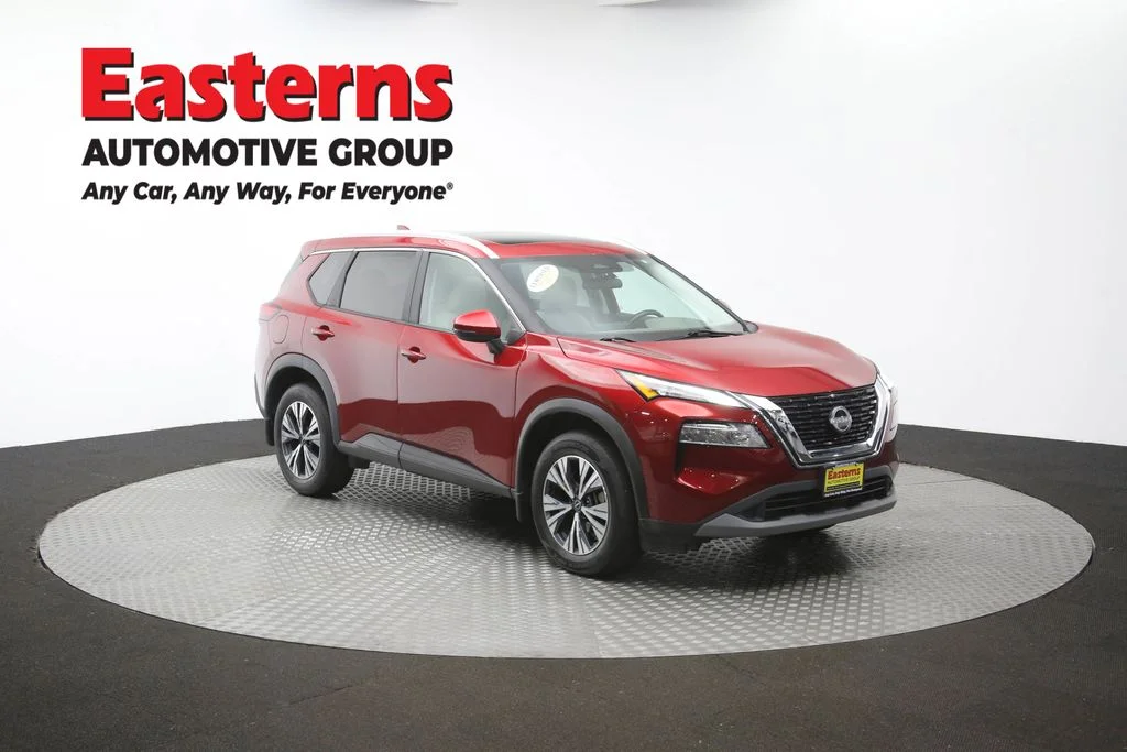 Used 2023 Red Nissan SV image 51