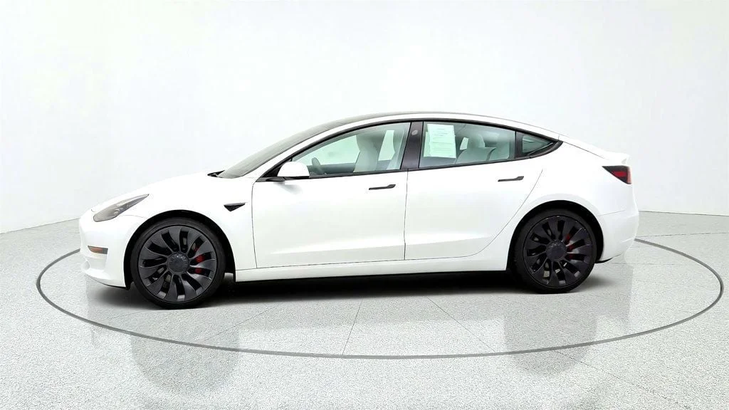 Used 2023 Pearl White Multi-Coat Tesla Performance AWD w/ White & Black Premium Interior image 8