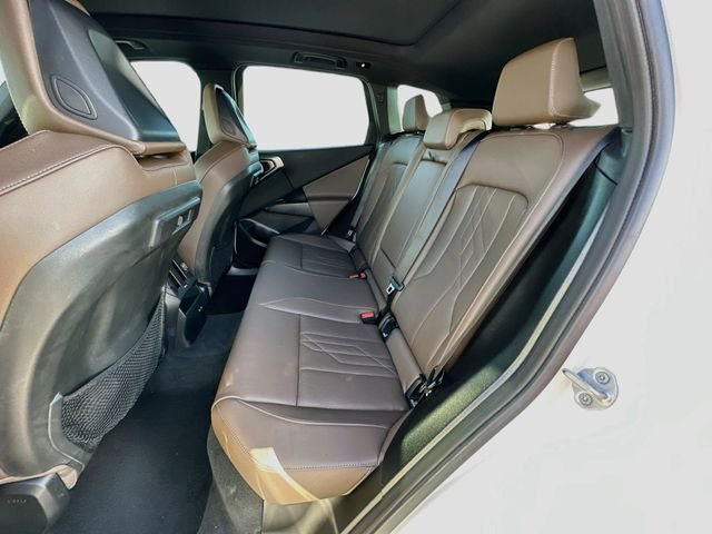 Certified Used 2026 White BMW M50 xDrive image 24