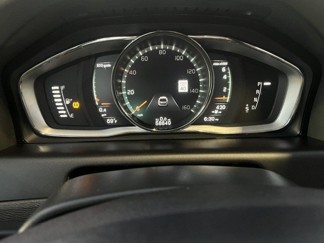 Used 2017 Ice White Volvo Inscription image 6