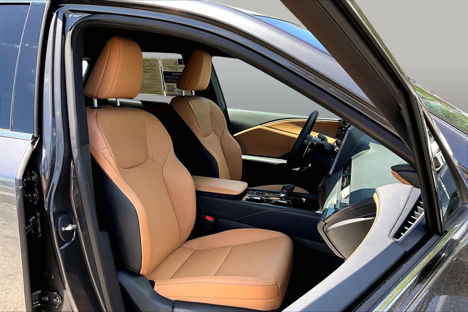 Used 2025 Cloudburst Gray Lexus  image 9