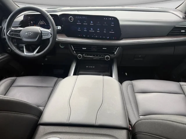 Certified Used 2026 Summit White Chevrolet Z71 image 12