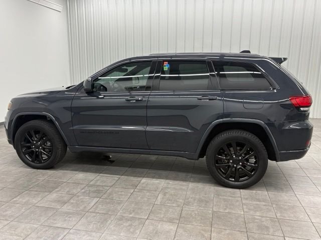 Used 2018 Black Jeep Altitude image 6