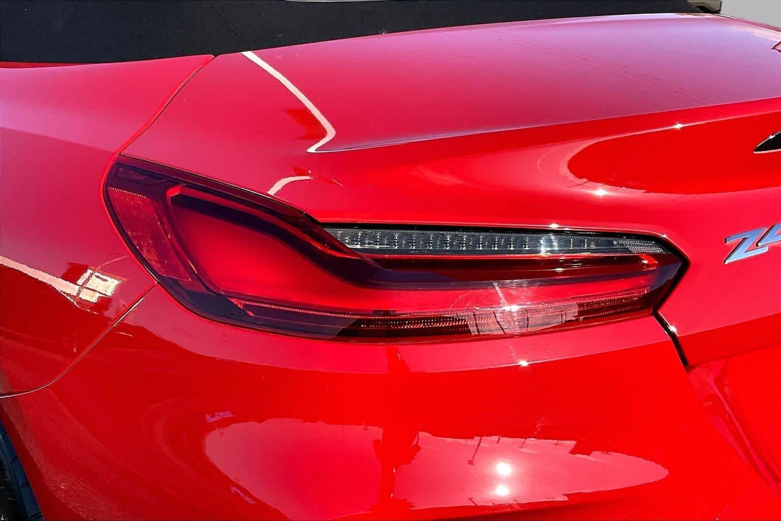 Used 2023 San Francisco Red Metallic BMW sDrive30i image 34