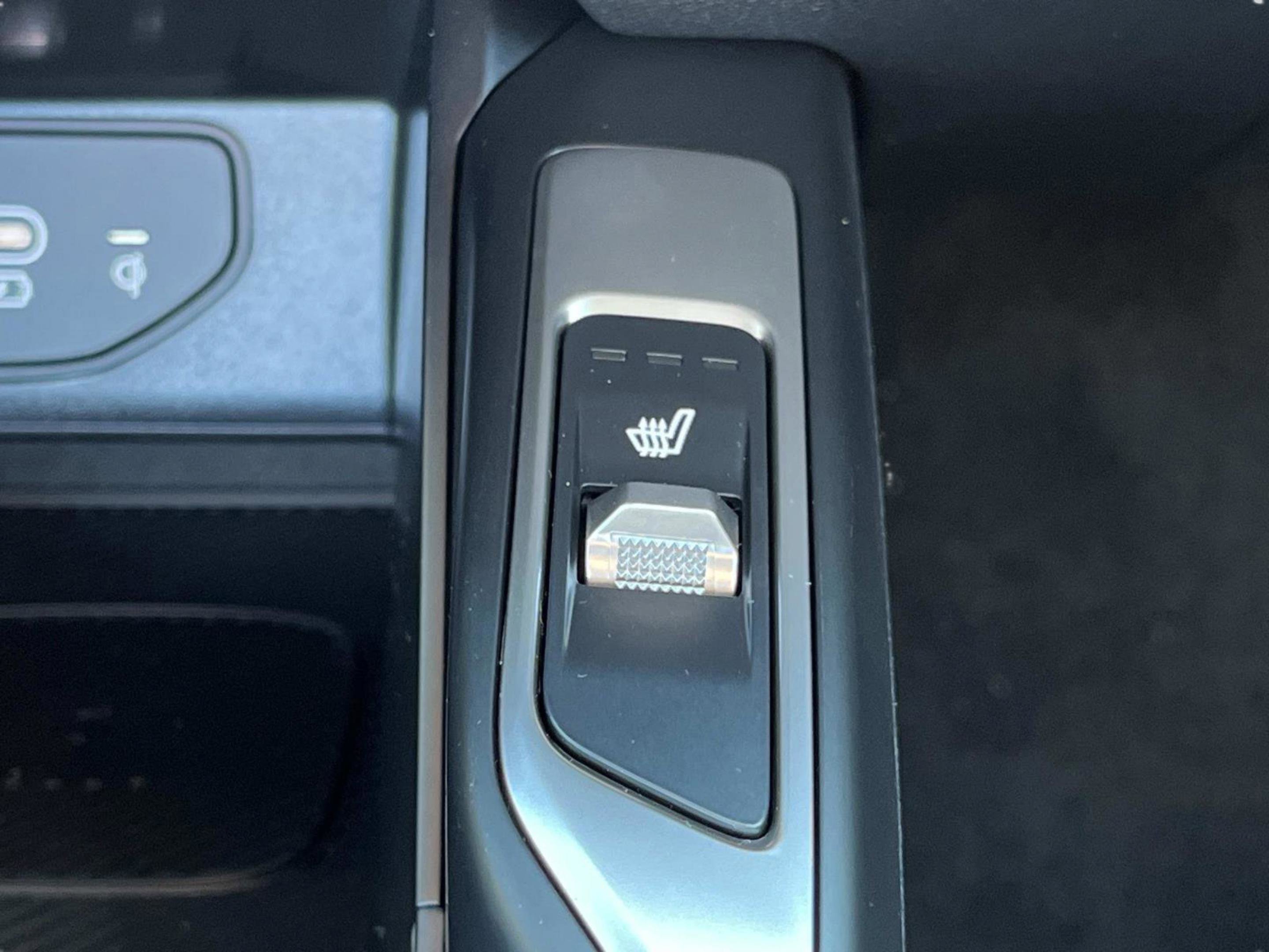 New 2026 Glacial White Pearl Kia S image 30