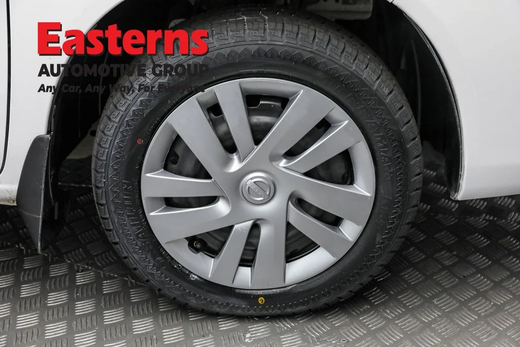 Used 2021 White Nissan SV image 30