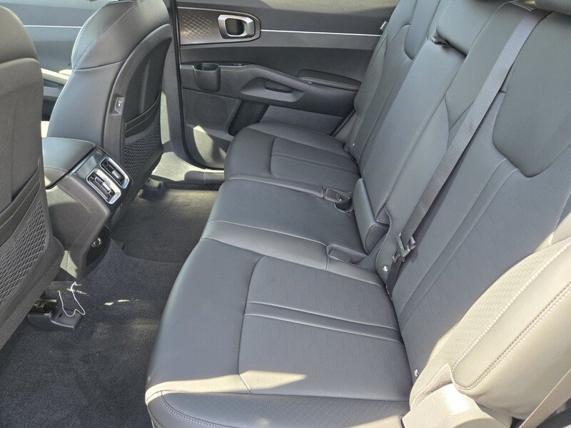 New 2026 Wolf Gray Kia EX image 8