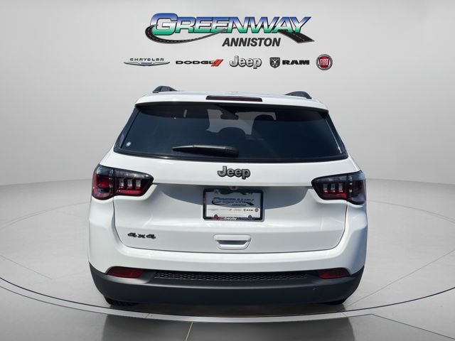 New 2026 Bright White Clearcoat Jeep Latitude Altitude image 6