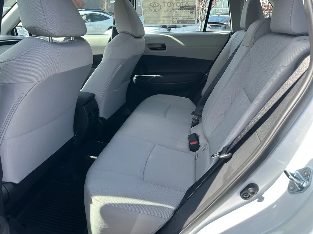 2026 Toyota Corolla Cross L - Photo 13