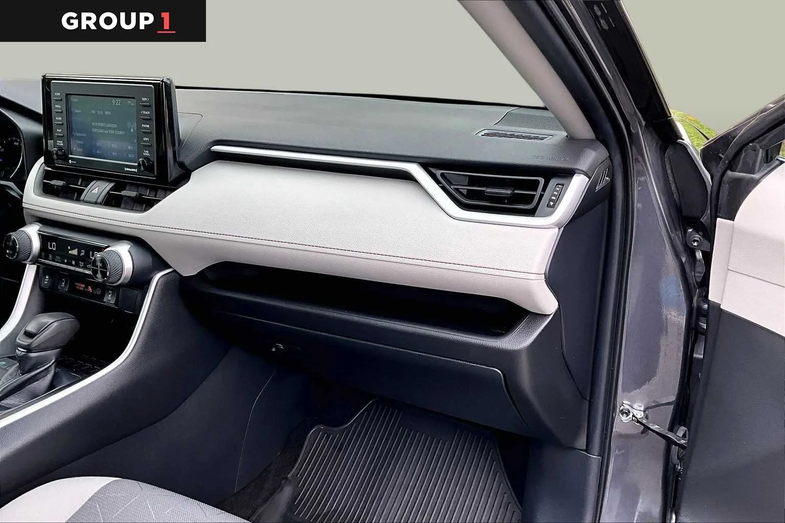 Used 2022 Magnetic Gray Metallic Toyota Hybrid XLE image 19