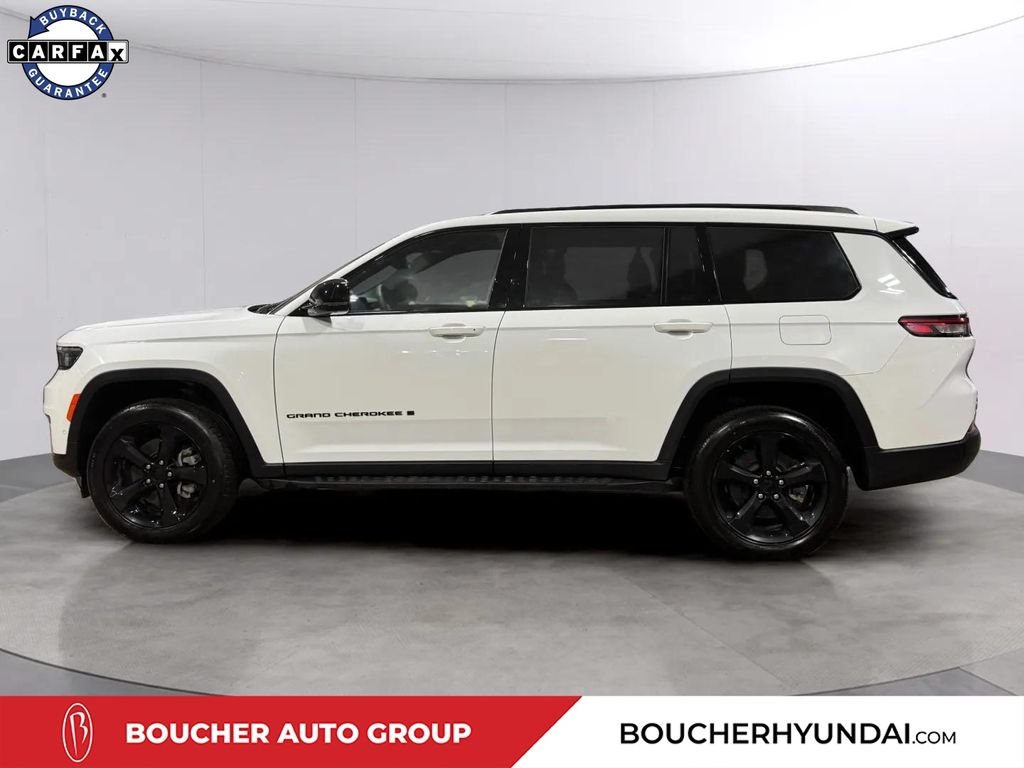 Used 2024 Bright White Clearcoat Jeep Limited image 6