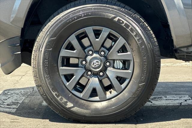 Certified Used 2023 MAGNETIC GRAY MET. Toyota  image 25
