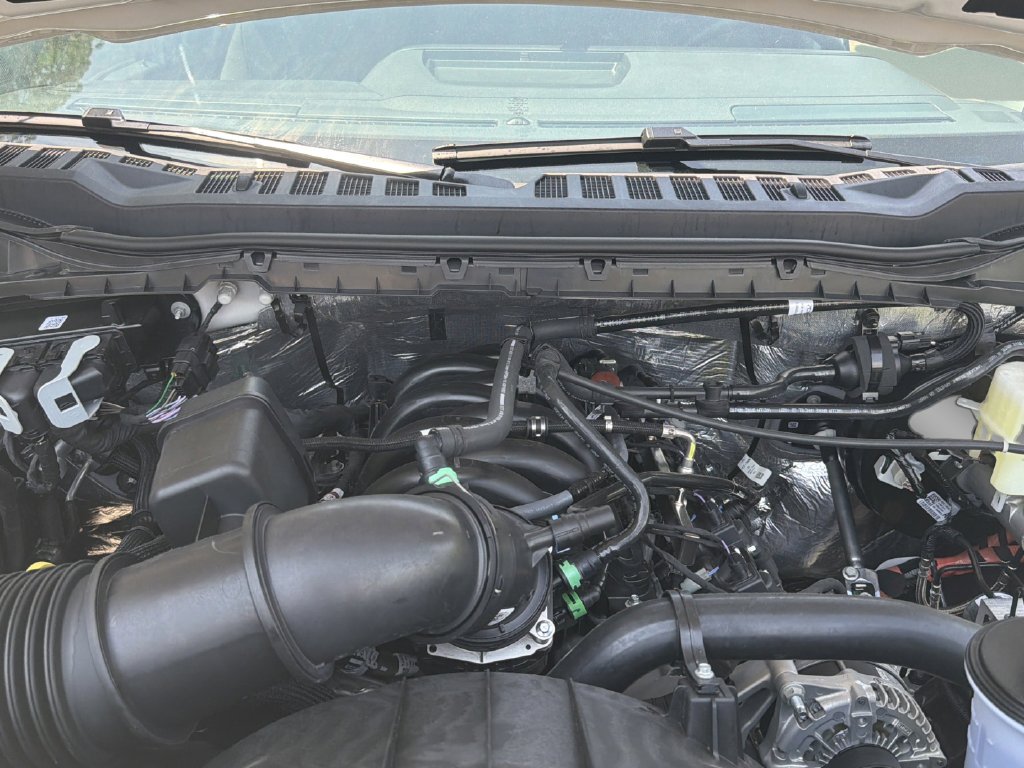 New 2026 Gray Ford XL image 28
