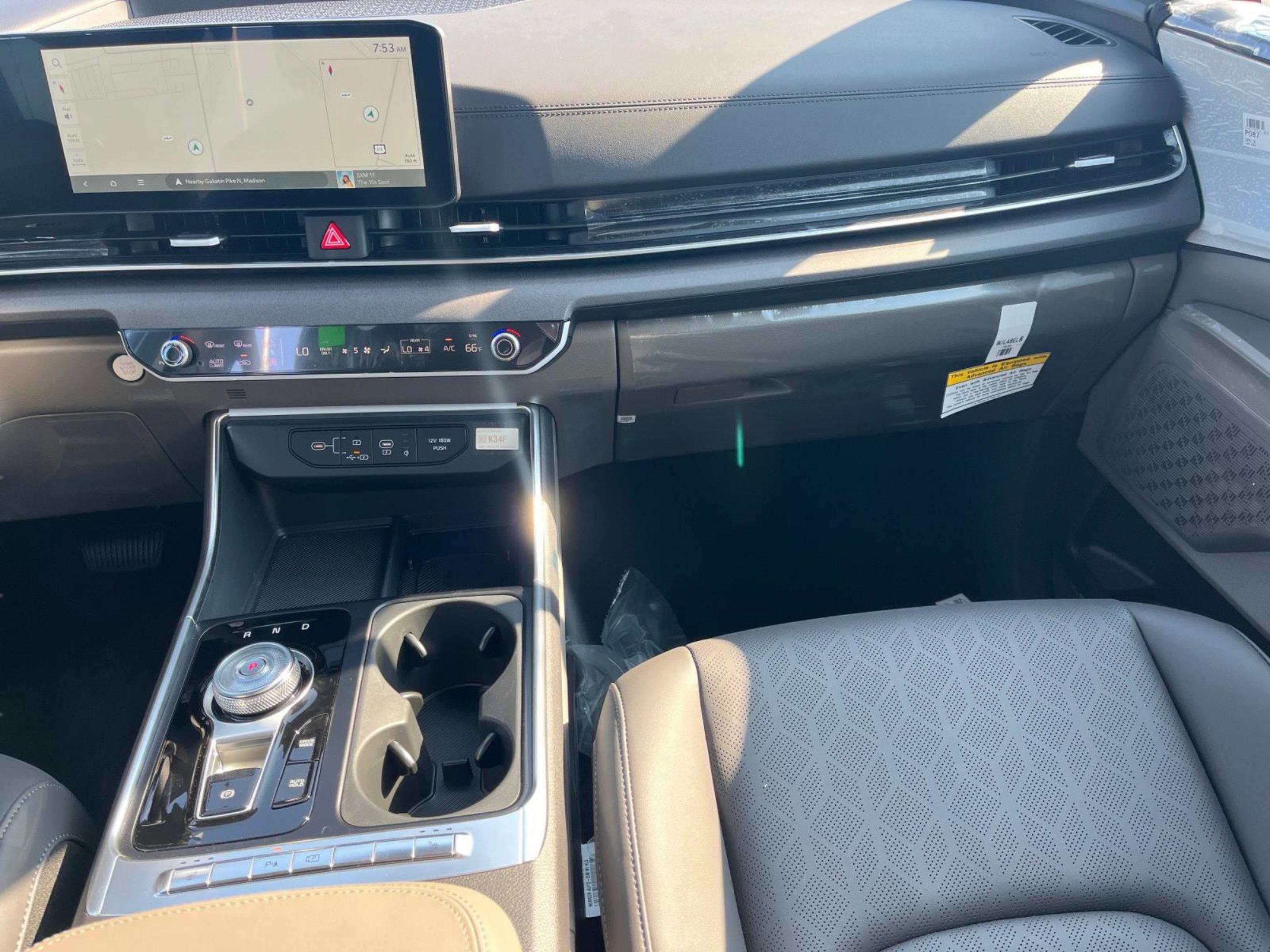 2026 Kia Carnival EX - Photo 10