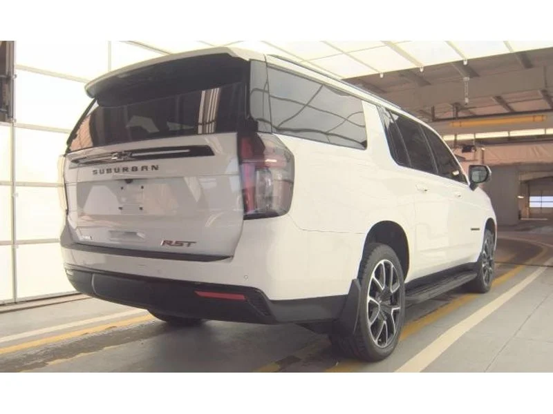 Used 2023 Summit White Chevrolet RST image 3
