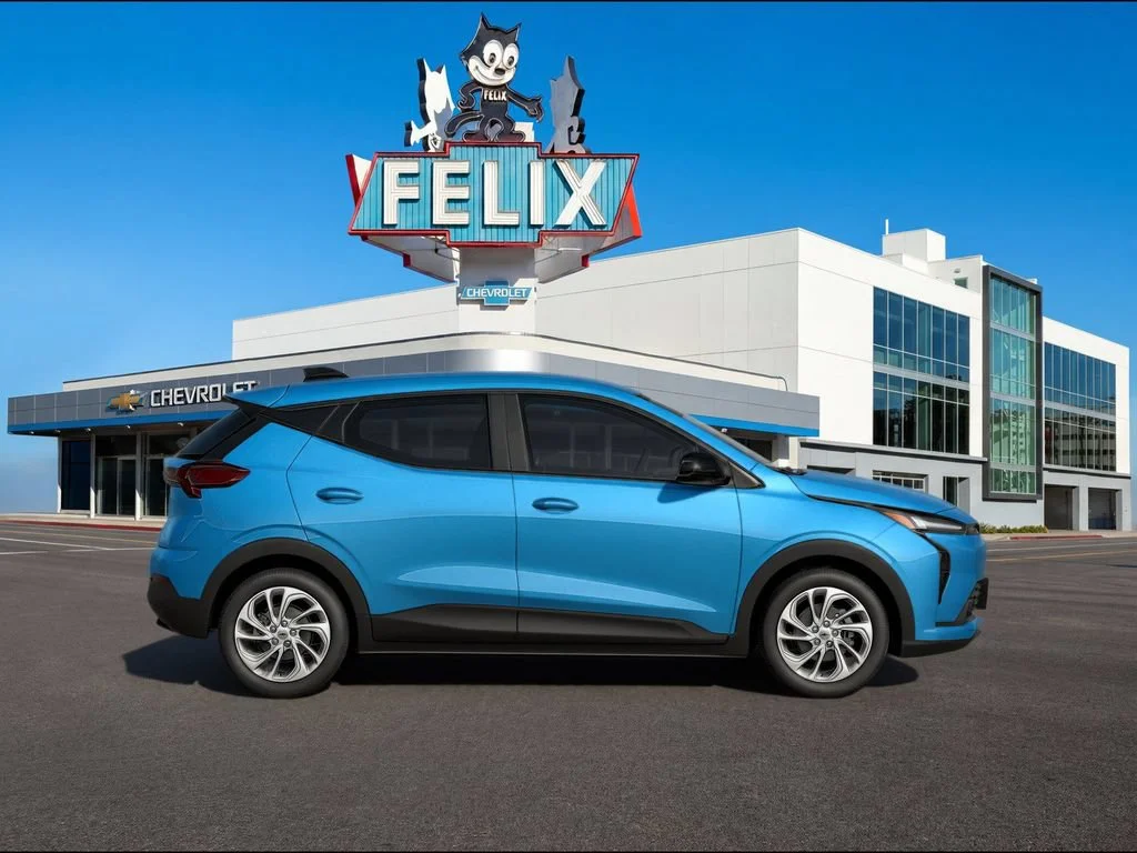 New 2027 Marina Blue Metallic Chevrolet LT image 2
