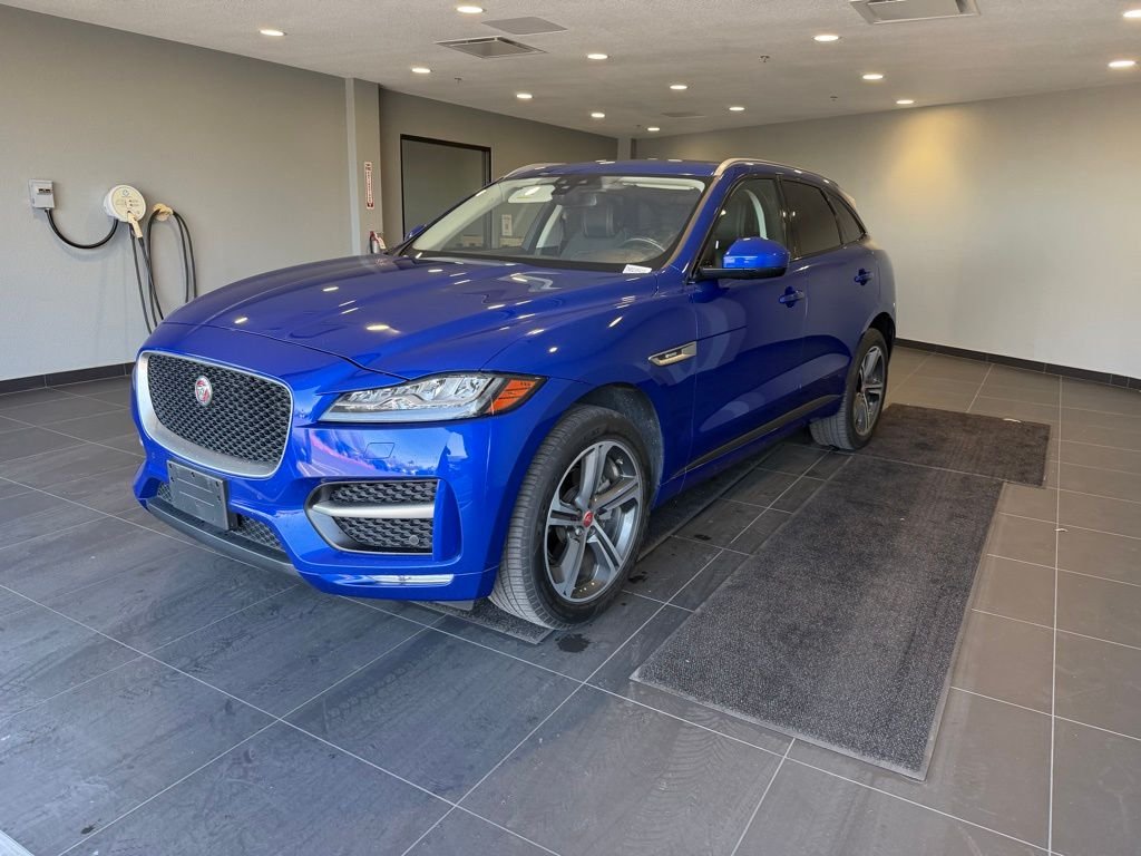 2018 Jaguar F-PACE R-Sport