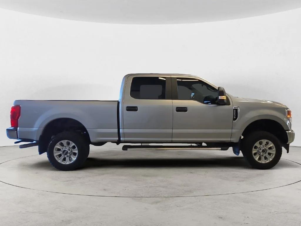 Used 2022 Silver Ford XL image 7