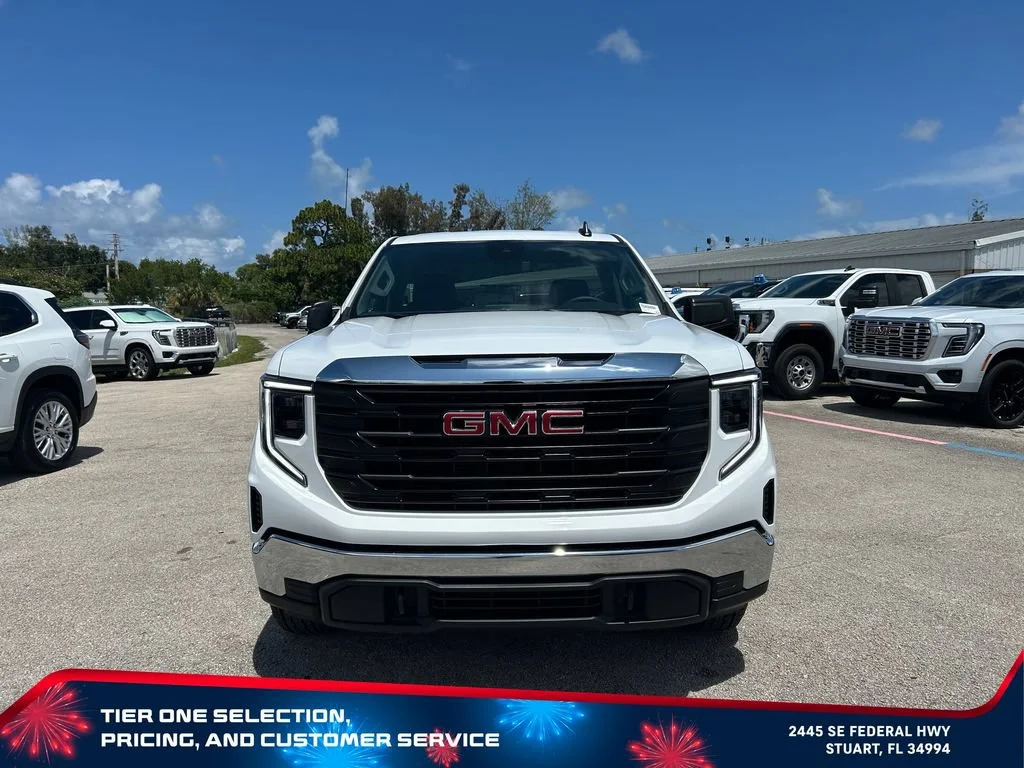 New 2026 Summit White GMC Pro image 3
