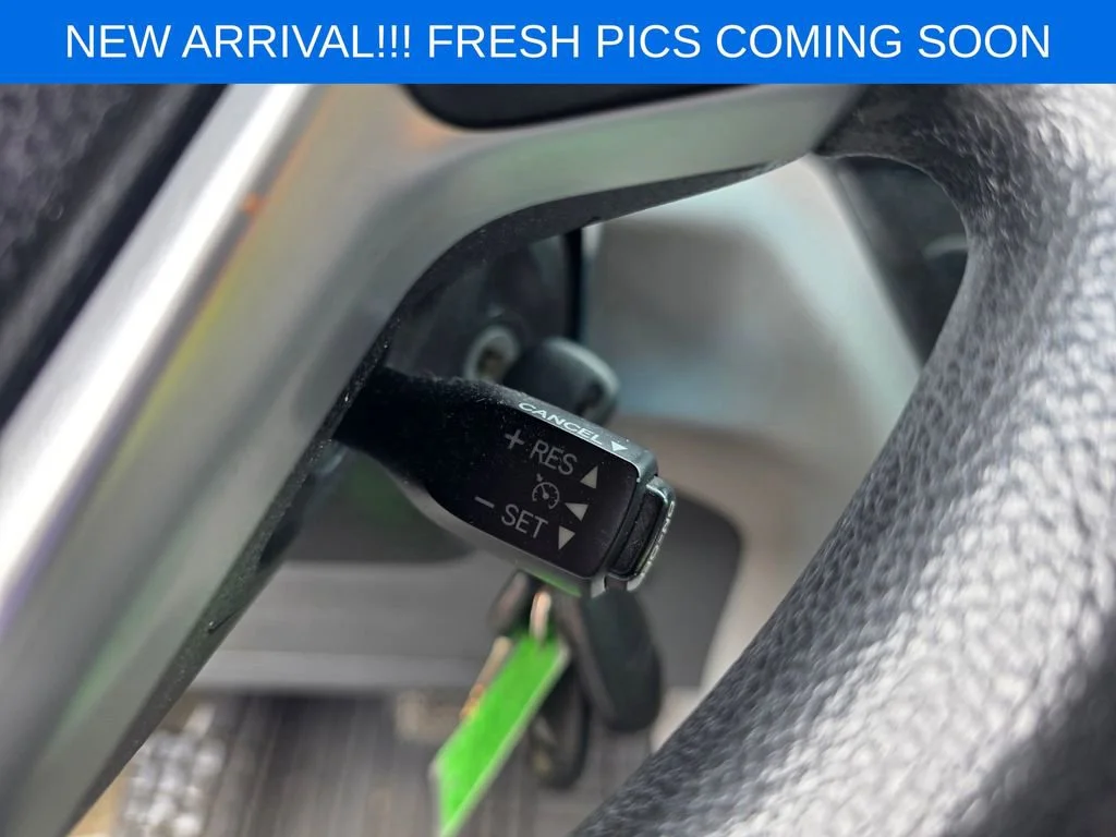 Used 2015 Gray Toyota LE 7 Passenger image 14