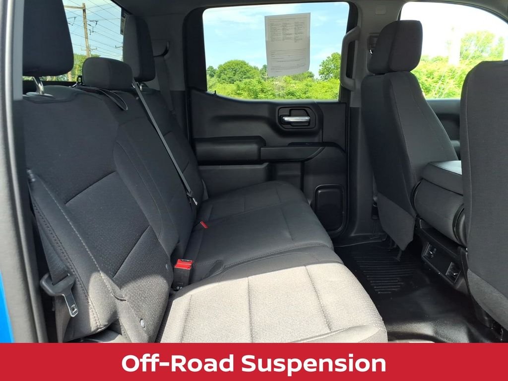 Used 2023 Glacier Blue Metallic Chevrolet z71 w/5.3l v8 image 29