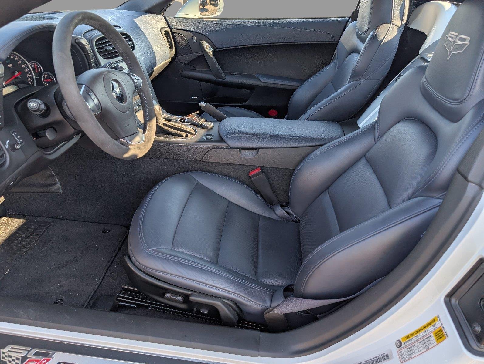 Used 2013 ARCTIC WHITE Chevrolet Grand Sport 4LT image 3