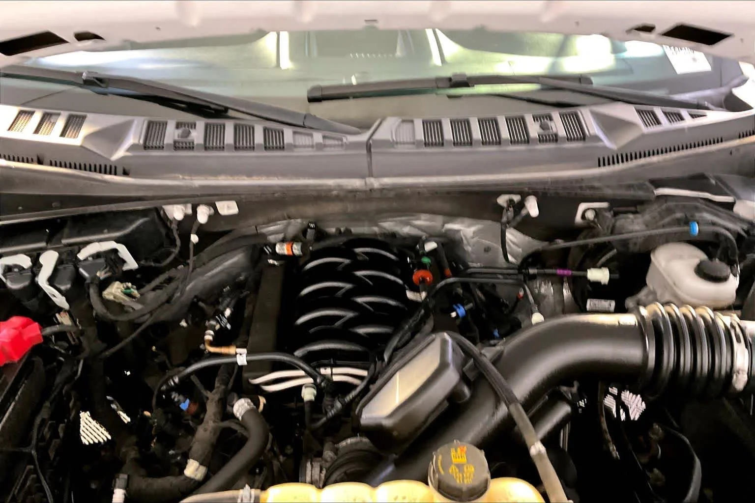 Used 2020 Oxford White Ford XL image 31