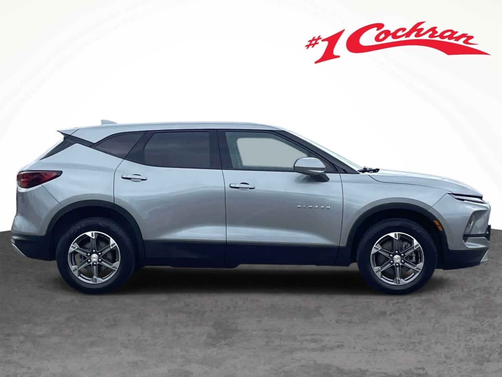Used 2025 Sterling Gray Metallic Chevrolet 2LT image 6