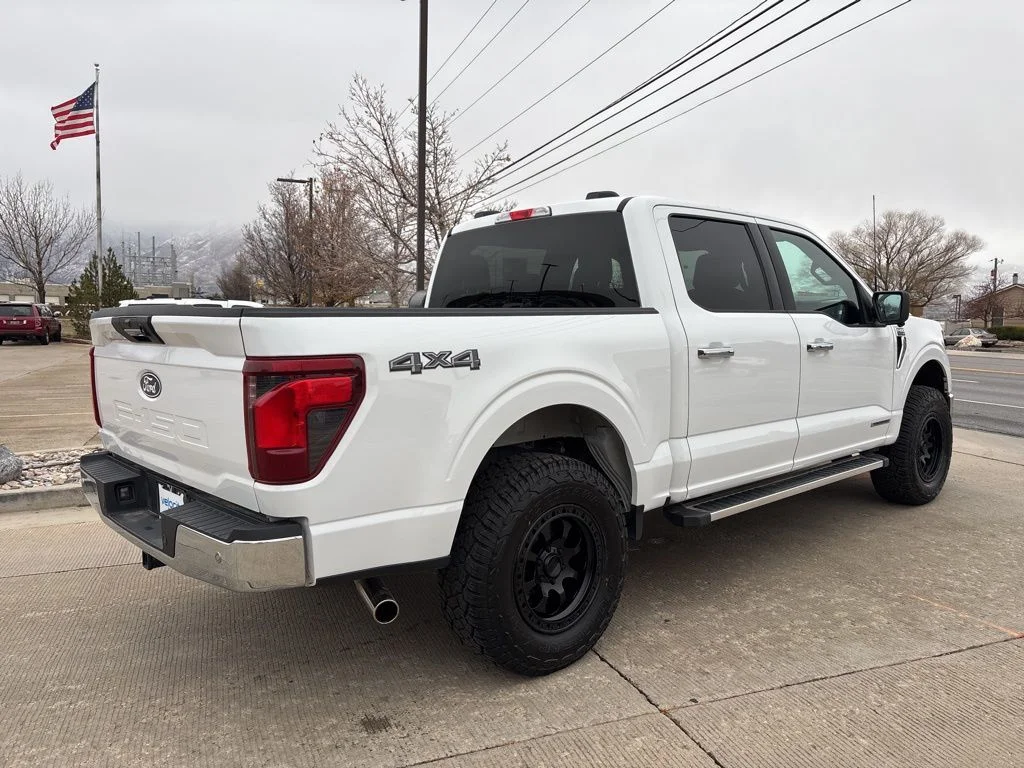 Used 2024 White Ford XLT image 4