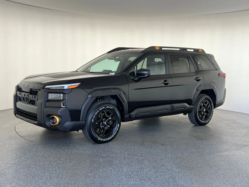 New 2026 CRYSTAL BLACK SILICA Subaru Wilderness image 9