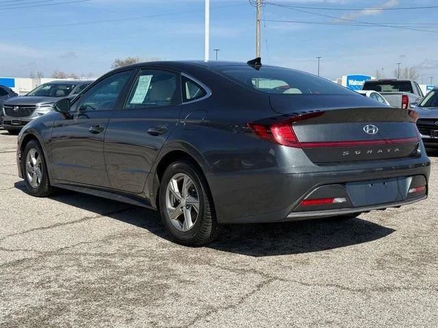 2023 Hyundai Sonata SE - Photo 3