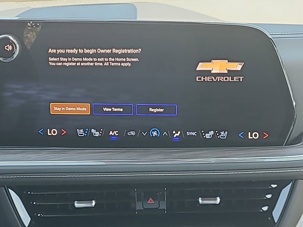 2026 Chevrolet Suburban Premier - Photo 19