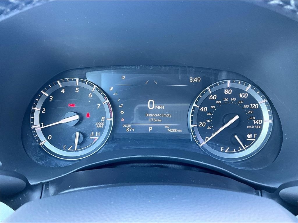 Used 2021 White Toyota XLE image 26