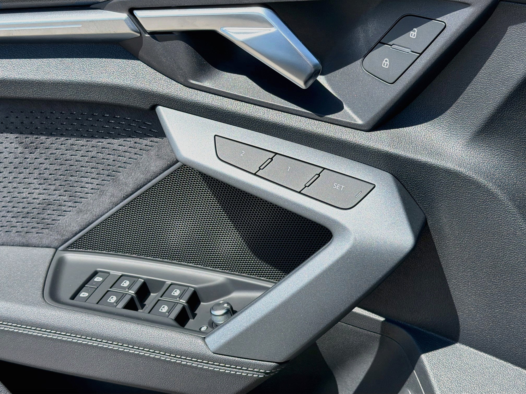 New 2026 Daytona Gray Pearl Effect Audi 4DR QTRO 2.0 TFSI image 21