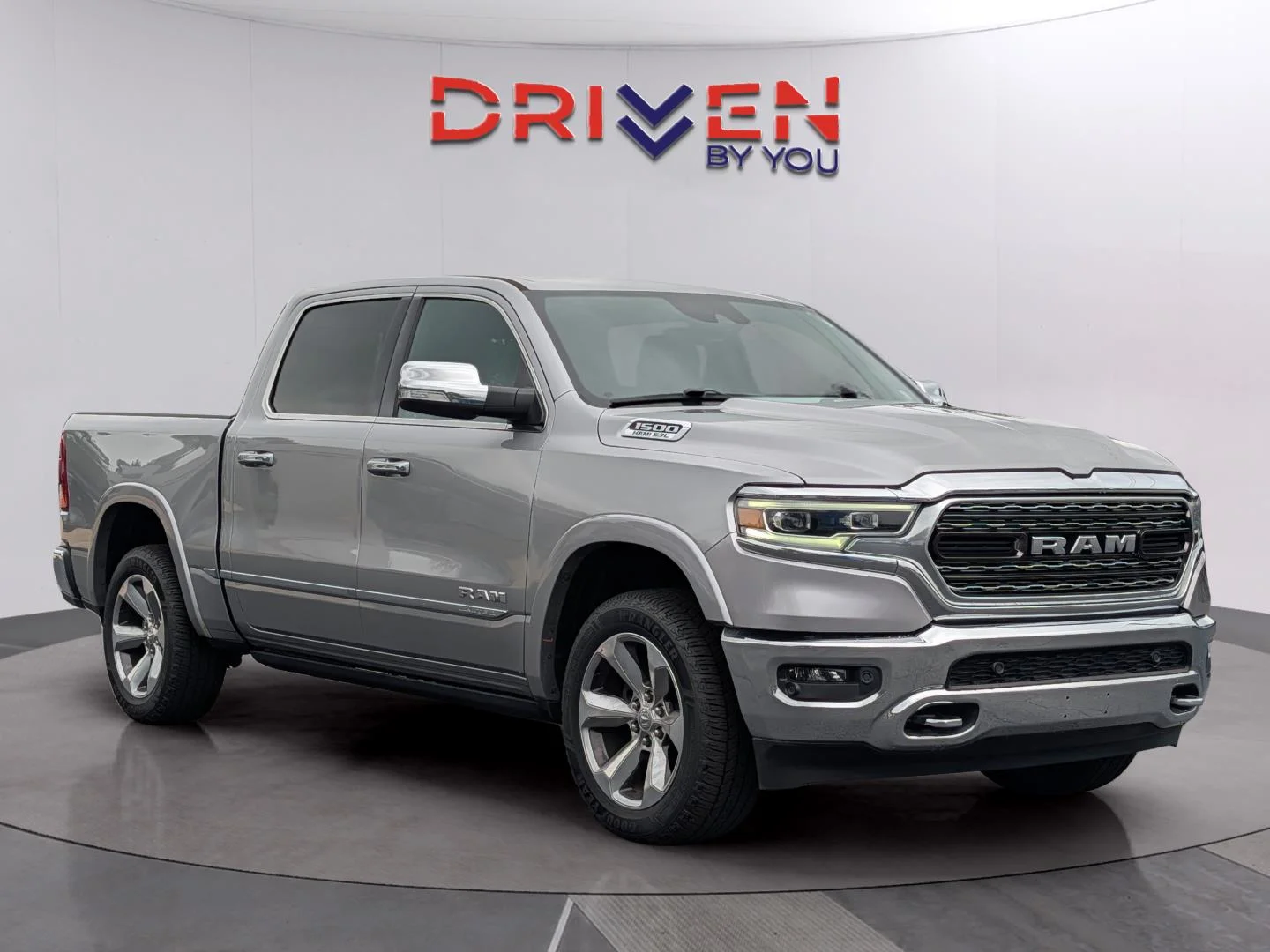 Used 2022 Billet Silver Metallic Clearcoat Ram Limited image 7