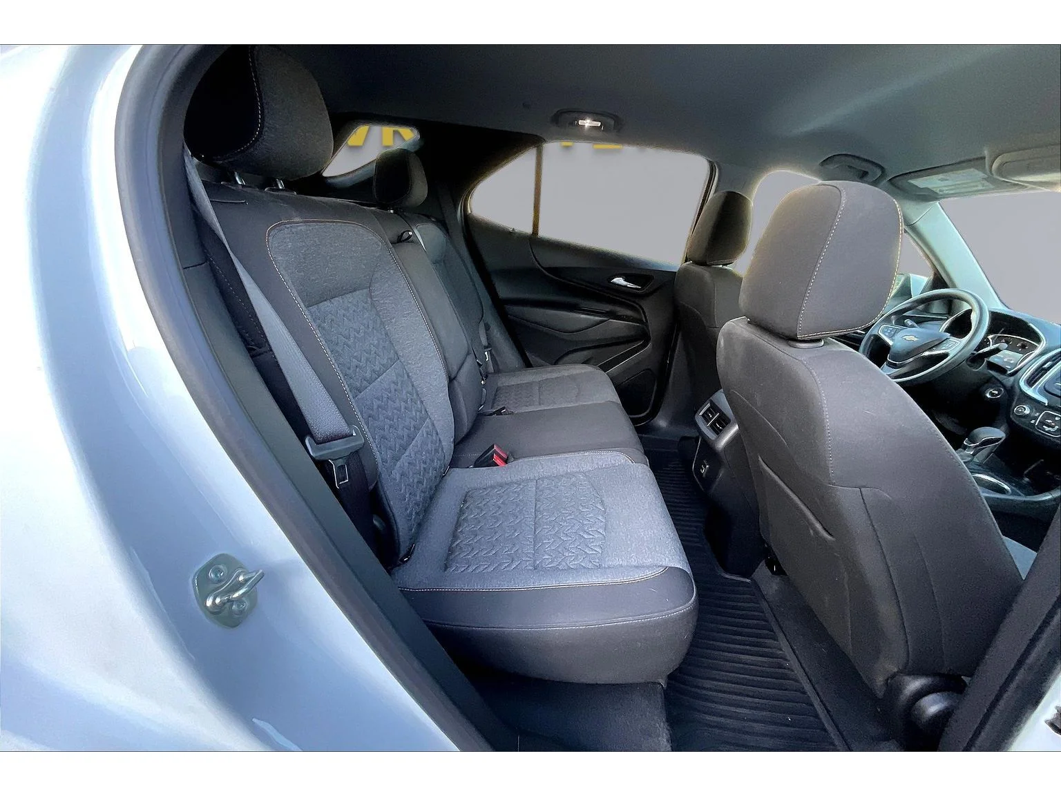 Used 2023 SUMMIT WHITE Chevrolet LT image 19