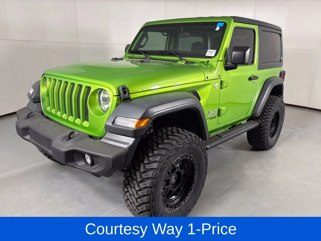 Used 2019 Green Jeep Sport S image 5