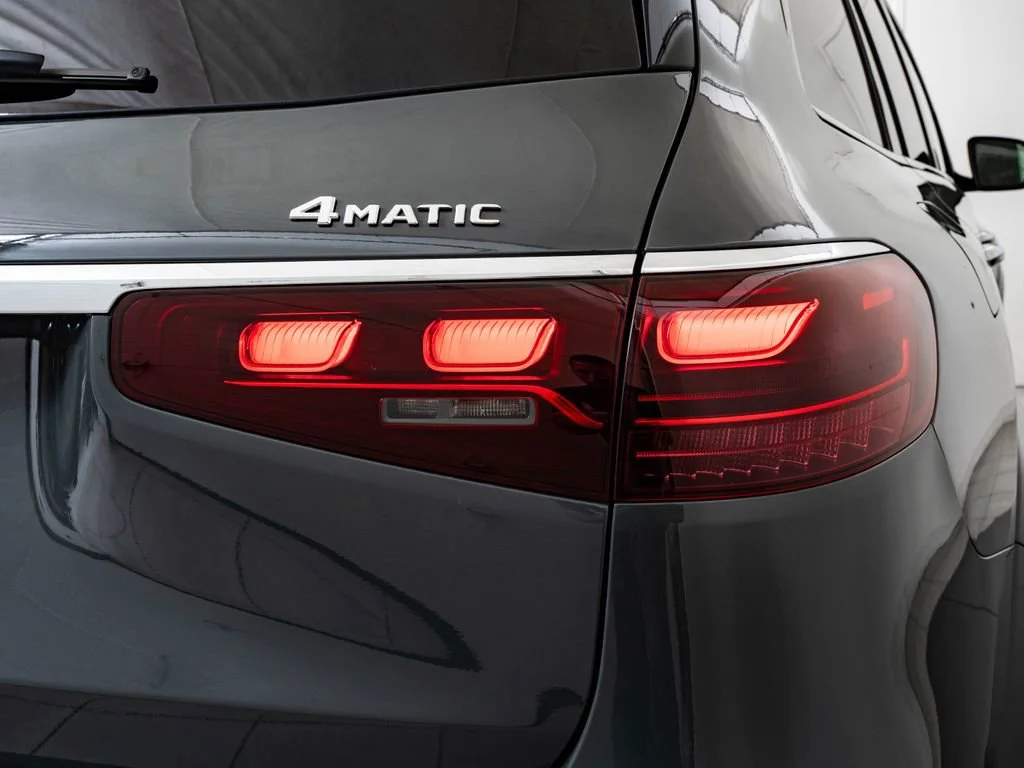 New 2026 Manufaktur Signature Silicon Gray Mercedes-Benz GLS 450 image 9